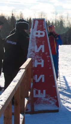 police_ski_race2