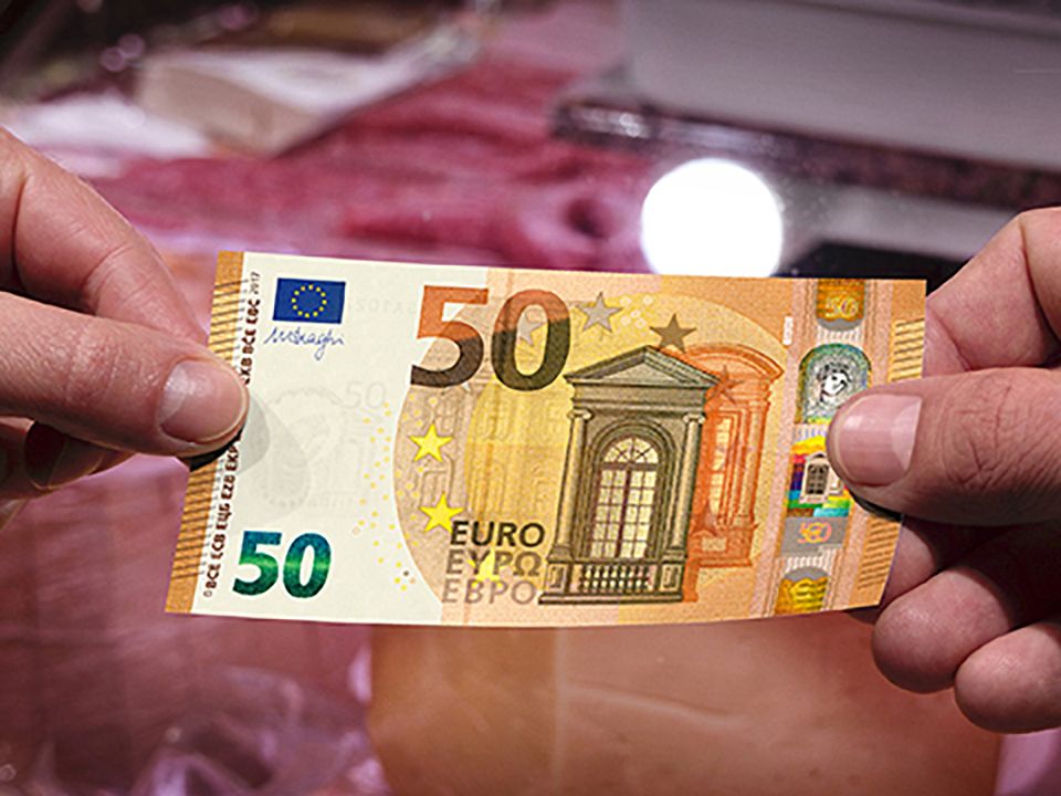 50 евро Юле