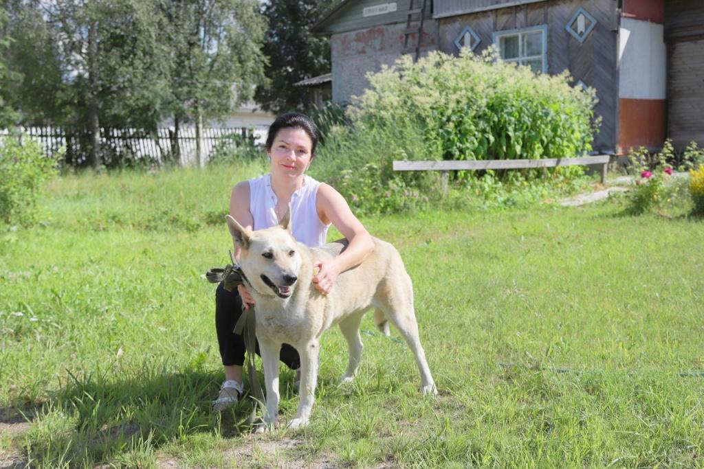 Ирина Демихова со своей собакой Умкой. Еще она ухаживает за тремя кошками, которые найдены на улице